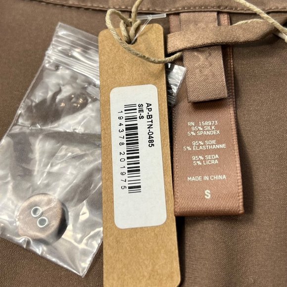 SKIMS Silk Pajama Top Button Front Sienna Womens Small - Picture 7 of 10